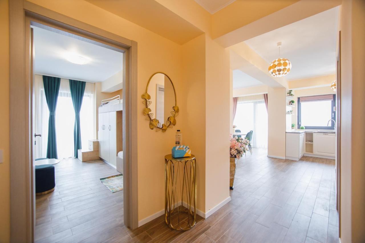 Grand Panorama City Views Oradea Exterior photo